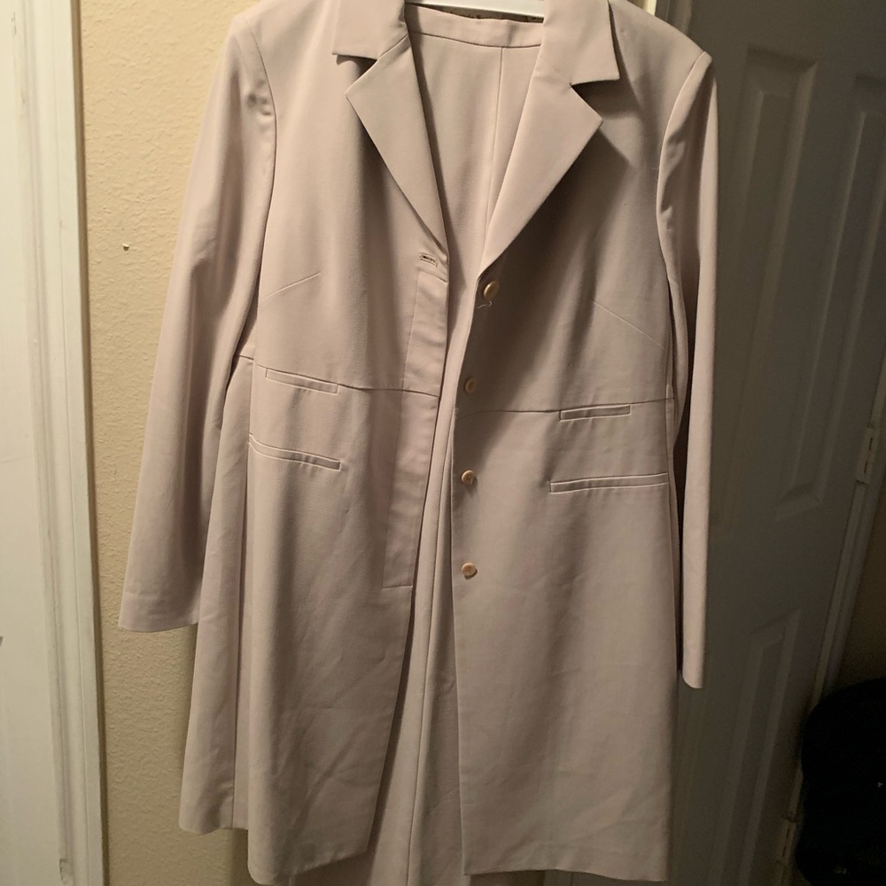 Beautiful Wide leg pants suit with a topper jacket , never been worn